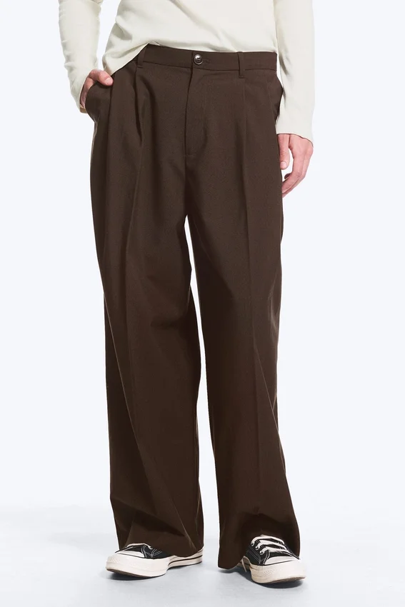 Nate Baggy Fit Pleated Suit Trousers – Dark Brown Nate Baggy Fit Pleated Suit Trousers – Dark Brown