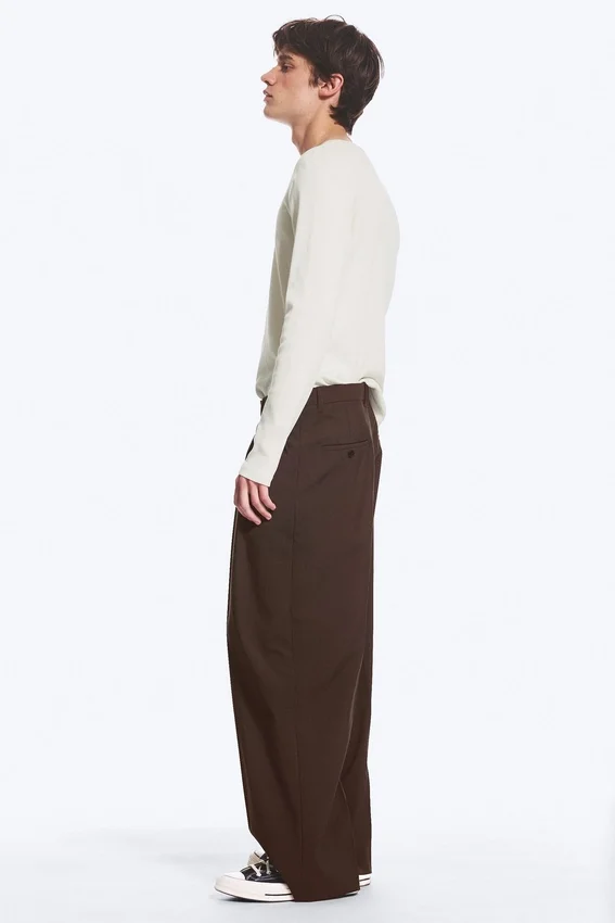 Nate Baggy Fit Pleated Suit Trousers – Dark Brown Nate Baggy Fit Pleated Suit Trousers – Dark Brown