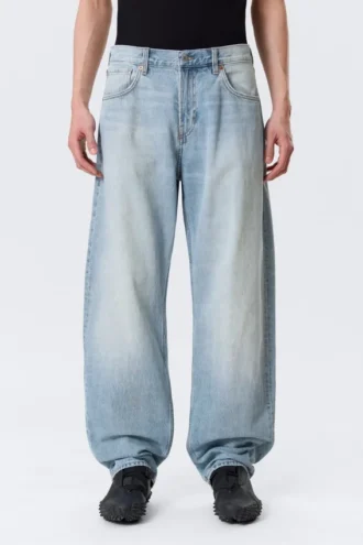 Nebula Mid Rise Loose Barrel Unisex Jeans – Kimberley Blue – Light Blue