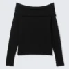 Off-Shoulder Knitted Sweater – Black Off-Shoulder Knitted Sweater – Black