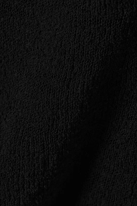 Off-Shoulder Knitted Sweater – Black Off-Shoulder Knitted Sweater – Black