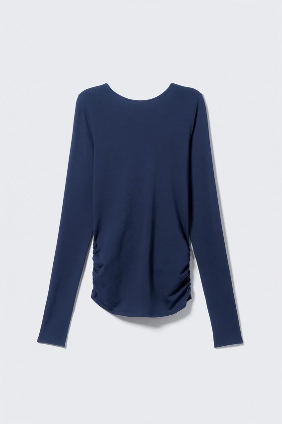 Open Back Long-Sleeved Top – Dark Blue Open Back Long-Sleeved Top – Dark Blue