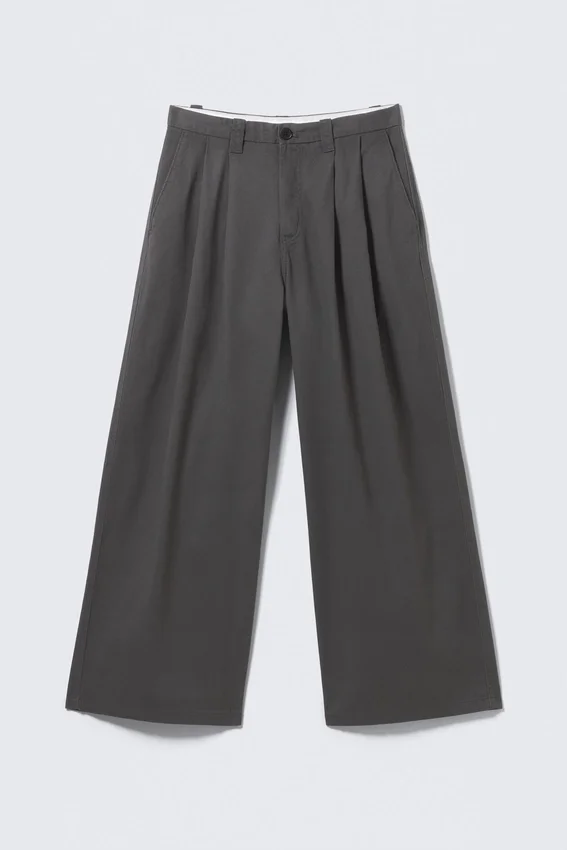 Otis Baggy Pleated Twill Chinos – Dark Grey Otis Baggy Pleated Twill Chinos – Dark Grey