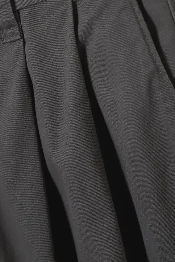 Otis Baggy Pleated Twill Chinos – Dark Grey Otis Baggy Pleated Twill Chinos – Dark Grey