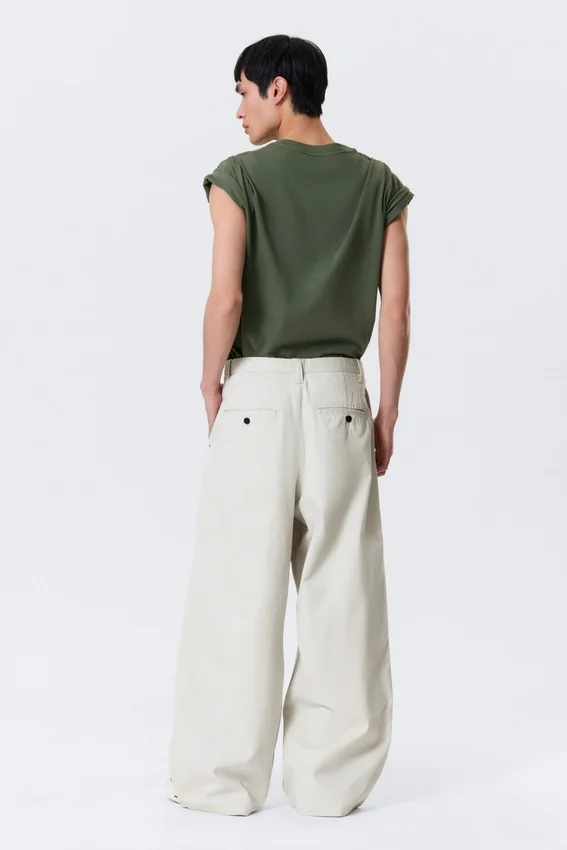Otis Baggy Pleated Twill Chinos – Light Beige Otis Baggy Pleated Twill Chinos – Light Beige