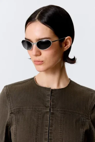 Oval Metal Sunglasses – Silver – Dark Lenses