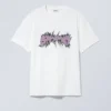 Oversized Graphic Printed T-Shirt – Abstract 3000 Oversized Graphic Printed T-Shirt – Abstract 3000