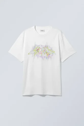Oversized Graphic Printed T-Shirt – Dreamland