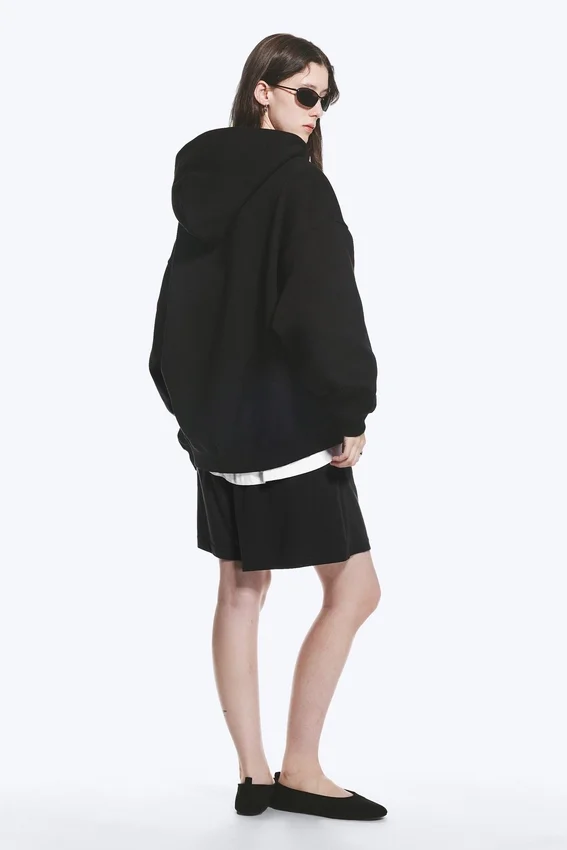 Oversized Heavyweight Hoodie – Black Oversized Heavyweight Hoodie – Black