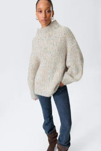 Oversized Knitted Turtleneck Sweater – White – Multicoloured