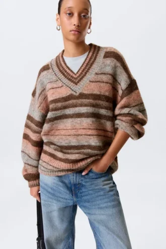 Oversized Knitted V-Neck Sweater – Brown & Orange Stripe