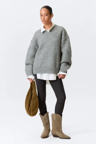 Oversized Knitted V-Neck Sweater – Grey Melange