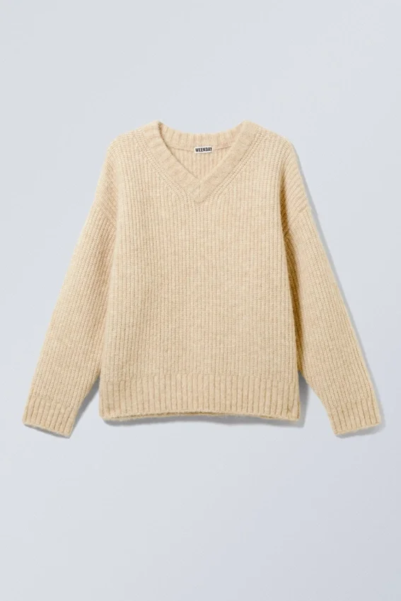 Oversized Knitted Wool-Blend Sweater – Dusty Beige Oversized Knitted Wool-Blend Sweater – Dusty Beige