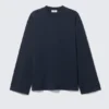 Oversized Long Sleeve T-Shirt – Dark Navy Blue Oversized Long Sleeve T-Shirt – Dark Navy Blue