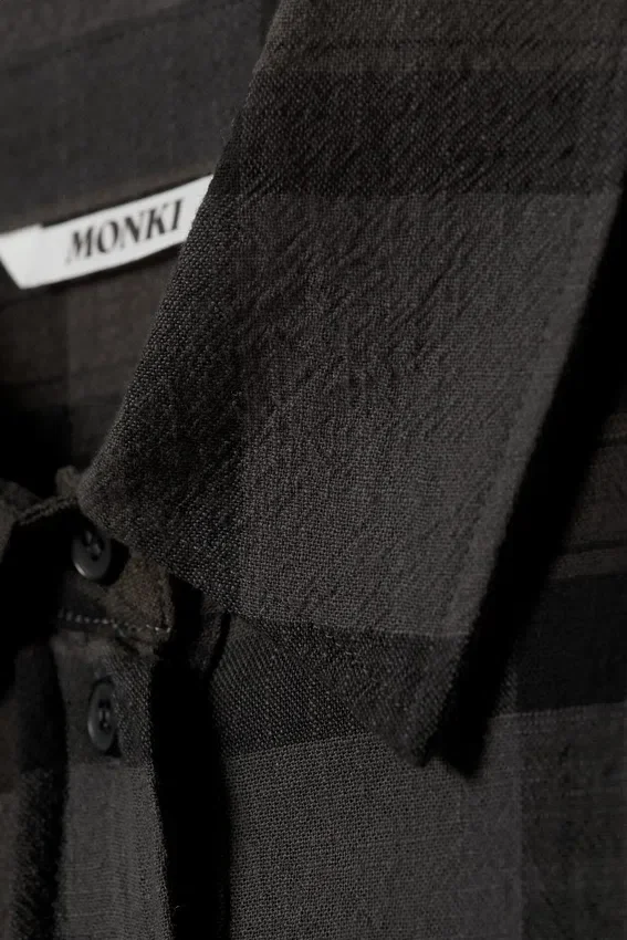 Oversized Long-Sleeved Cotton Shirt – Checked Dark Grey Oversized Long-Sleeved Cotton Shirt – Checked Dark Grey
