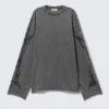 Oversized Long-Sleeved Rhinestone T-Shirt – Dark Grey Oversized Long-Sleeved Rhinestone T-Shirt – Dark Grey