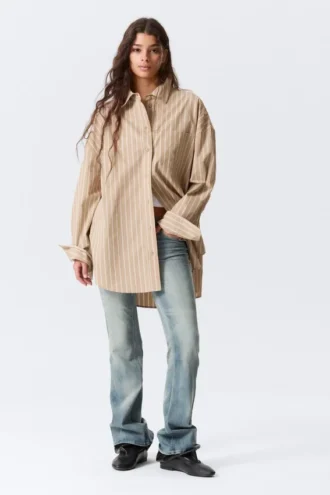 Oversized Long-Sleeved Shirt – Striped Beige
