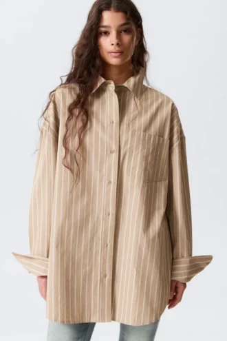 Oversized Long-Sleeved Shirt – Striped Beige