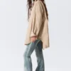 Oversized Long-Sleeved Shirt – Striped Beige Oversized Long-Sleeved Shirt – Striped Beige