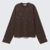 Oversized Long-Sleeved Stud T-Shirt – Dark Brown Oversized Long-Sleeved Stud T-Shirt – Dark Brown