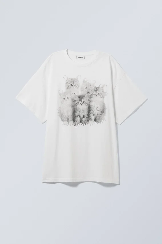 Oversized Printed T-Shirt – Kittens Oversized Printed T-Shirt – Kittens