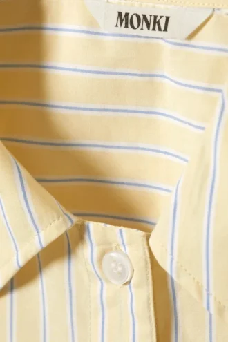 Oversized Short-Sleeved Cotton Poplin Shirt – Striped Light Yellow