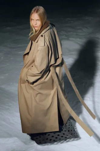 Oversized Trench Coat with Detachable Lining – Beige