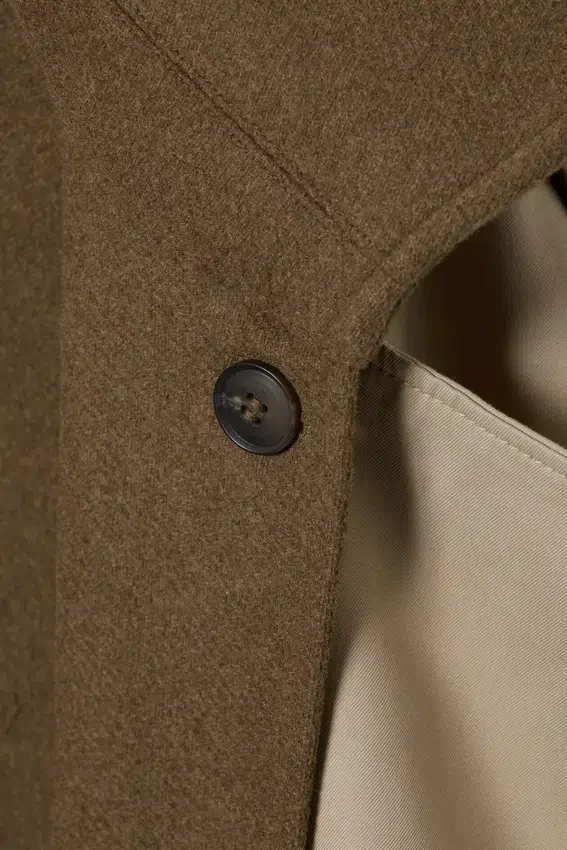 Oversized Trench Coat with Detachable Lining – Beige Oversized Trench Coat with Detachable Lining – Beige