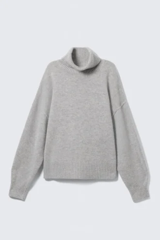 Oversized Wool Turtleneck Sweater – Grey Melange Oversized Wool Turtleneck Sweater – Grey Melange