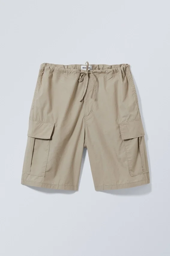 Parachute Loose Cargo Shorts – Beige Parachute Loose Cargo Shorts – Beige