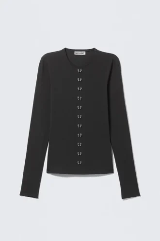 Pierced Long-Sleeved Top – Black