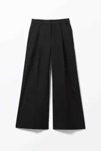 Pleated High Waist Wide Leg Suiting Trousers – Black