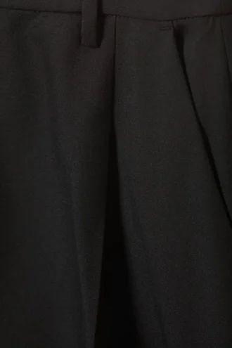 Pleated High Waist Wide Leg Suiting Trousers – Black