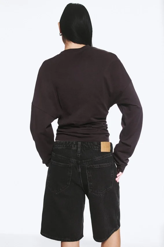 Pleated Long-Sleeved Top – Dark Brown Pleated Long-Sleeved Top – Dark Brown