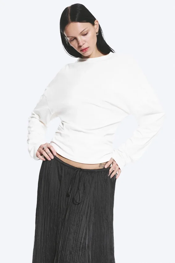 Pleated Long-Sleeved Top – White Pleated Long-Sleeved Top – White