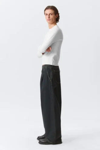 Pleated Loose Baggy Jeans – Emerald Rinse – Dark Blue Pleated Loose Baggy Jeans – Emerald Rinse – Dark Blue