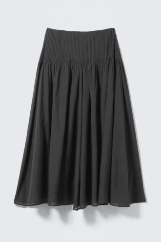 Pleated Mid Rise Maxi Skirt – Dark Grey