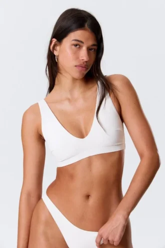 Plunge Pull-On Bikini Top – White