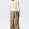 Plunging V-Neck Long-Sleeved Top – White Plunging V-Neck Long-Sleeved Top – White