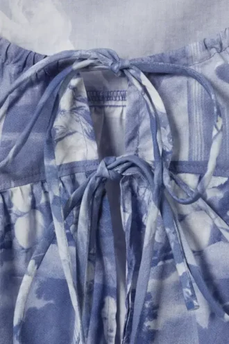 Printed Cotton Poplin Tie-Front Pyjama Top – Blue – Baroque Collage