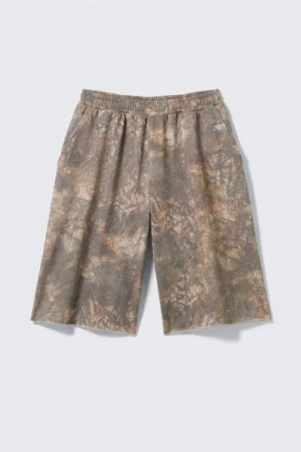 Printed Oversized Knee-Length Terry Shorts – Kahki – Rustic Terrain