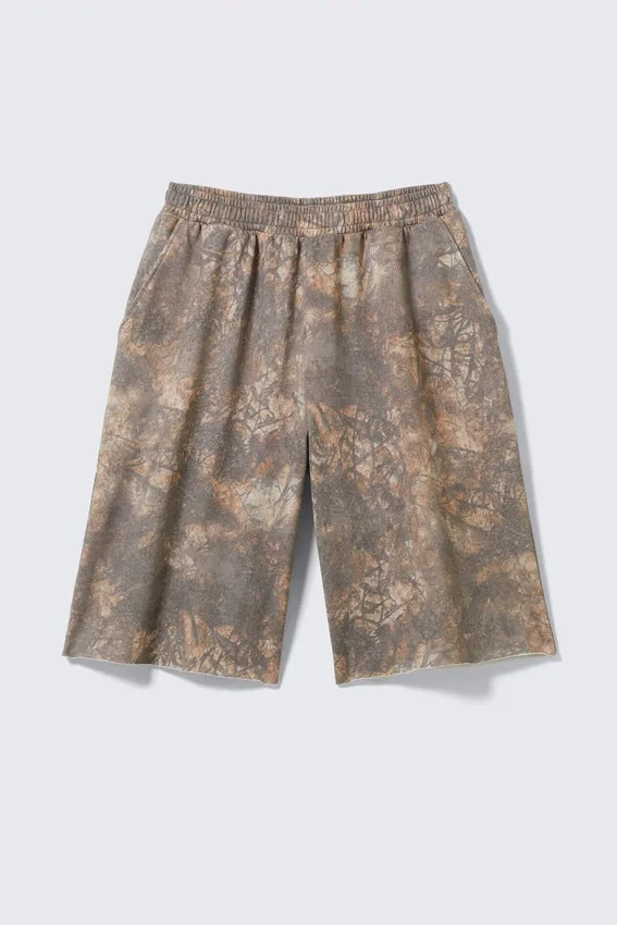 Printed Oversized Knee-Length Terry Shorts – Kahki – Rustic Terrain Printed Oversized Knee-Length Terry Shorts – Kahki – Rustic Terrain