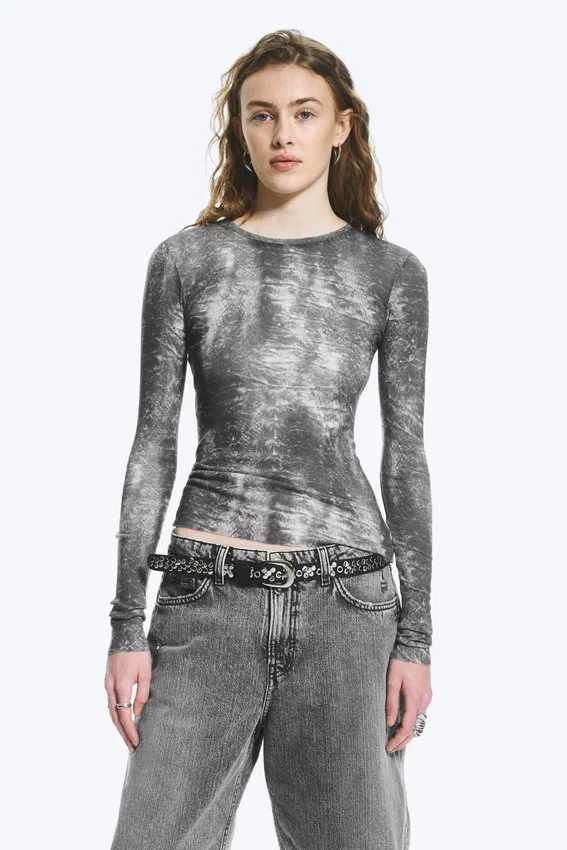 Printed Slim Fit Long-Sleeved Top – Black – Crocodile Print Printed Slim Fit Long-Sleeved Top – Black – Crocodile Print