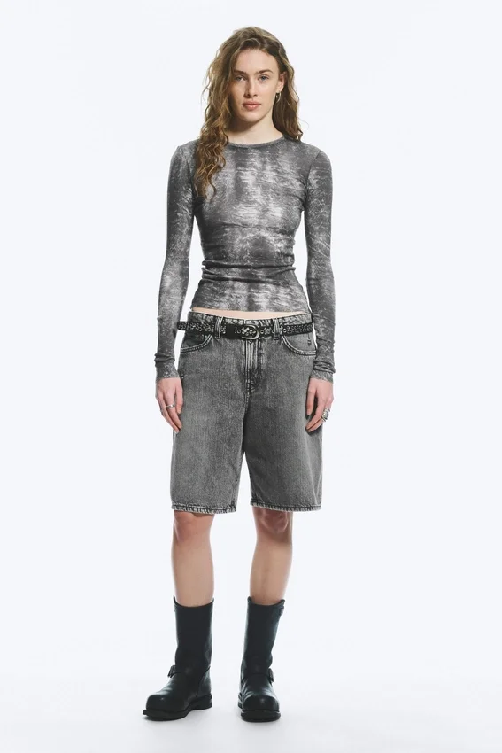 Printed Slim Fit Long-Sleeved Top – Black – Crocodile Print Printed Slim Fit Long-Sleeved Top – Black – Crocodile Print