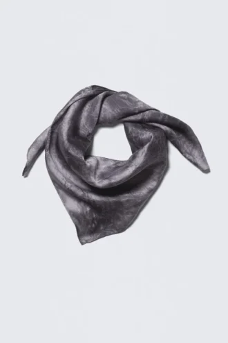 Printed Square Scarf – Black