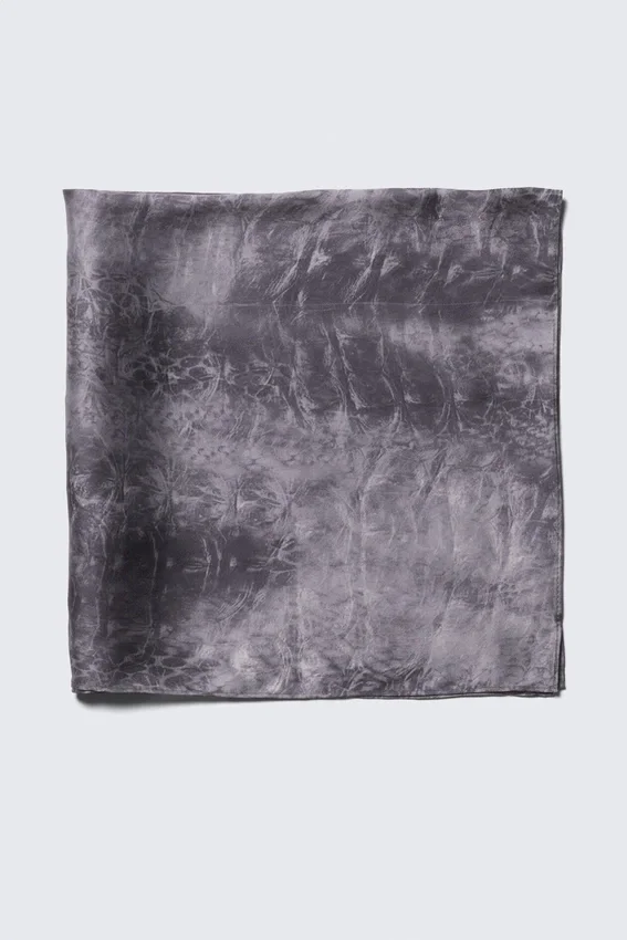 Printed Square Scarf – Black Printed Square Scarf – Black