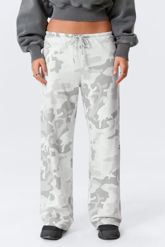 Printed Wide-Leg Pull-On Trousers – White – Camo Printed Wide-Leg Pull-On Trousers – White – Camo