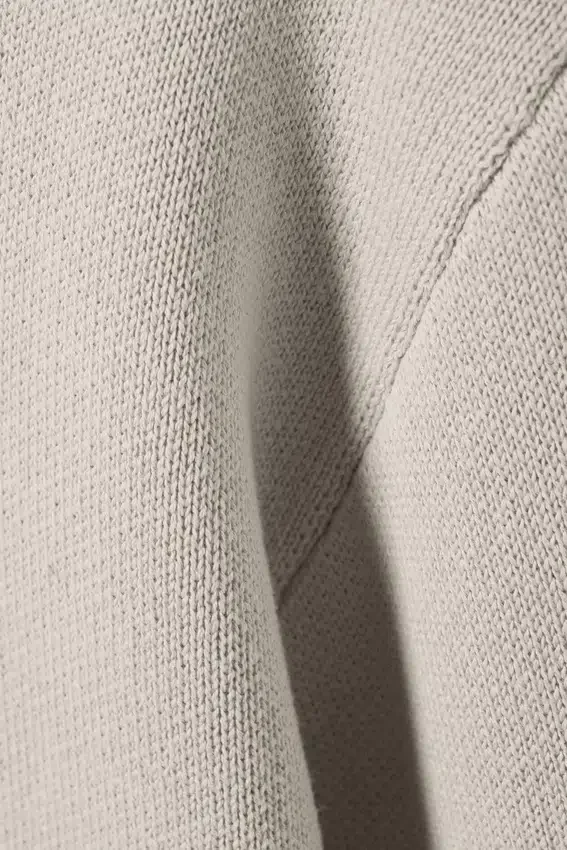 Regular Knitted Cotton Sweater – Dirty White Regular Knitted Cotton Sweater – Dirty White