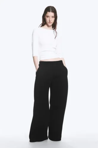 Relaxed Barrel Leg Scuba Sweatpants – Black