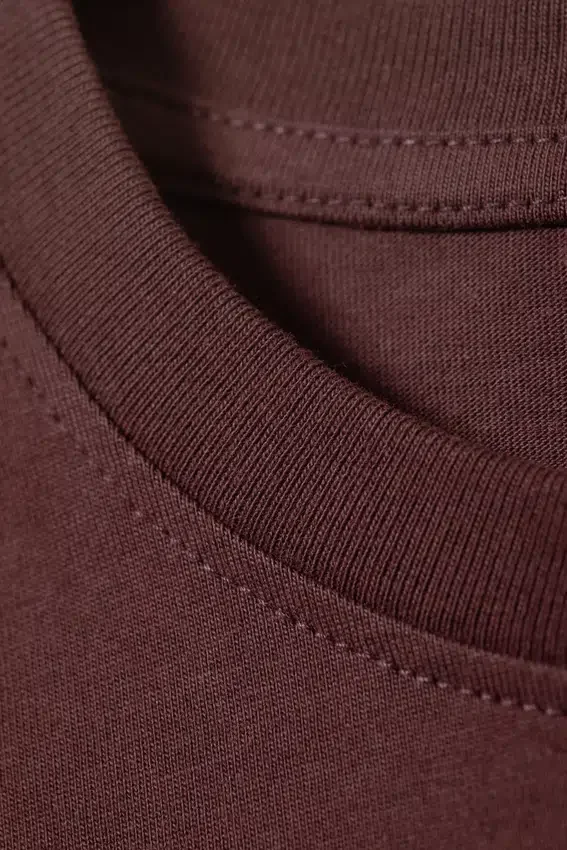 Relaxed Boxy Cotton T-Shirt – Burgundy Relaxed Boxy Cotton T-Shirt – Burgundy